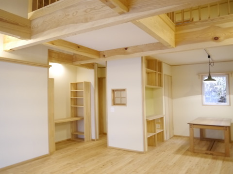 LDを中心とした薪ストーブのある家