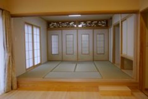 思い出の欄間がよみがえる建替えの家（花巻市T様邸）